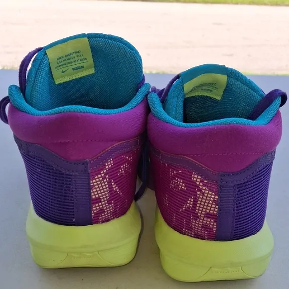 LeBron James  Nike Purple and Blue High-Top Sneakers Size 9.5