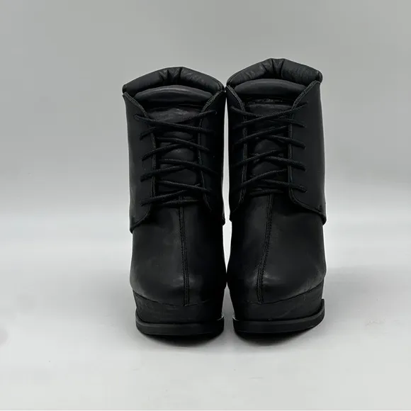 Leon Max Axis Grunge Ankle Boots. Size 7