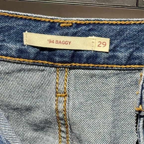 Levi's '94 Baggy Jeans Mid Rise Loose Fit Straight Leg Denim Size 29x31