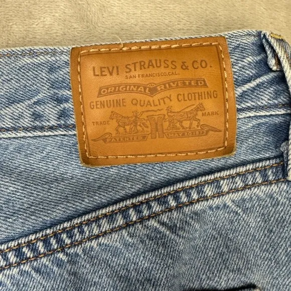 Levi's PREMIUM &quot;RIBCAGE‎ STRAIGHT&quot; Ankle Button Fly BIG E Light Blue Jeans 32x27
