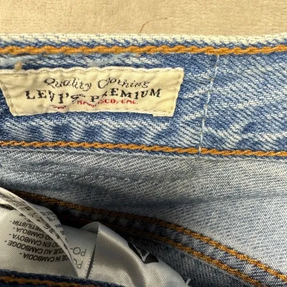 Levi's PREMIUM &quot;RIBCAGE‎ STRAIGHT&quot; Ankle Button Fly BIG E Light Blue Jeans 32x27