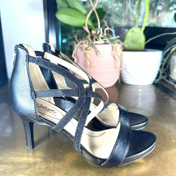 LifeStride Women Heeled Sandal Masquerade Strappy Zipper Open Toe Dressy Black 7