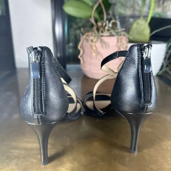 LifeStride Women Heeled Sandal Masquerade Strappy Zipper Open Toe Dressy Black 7