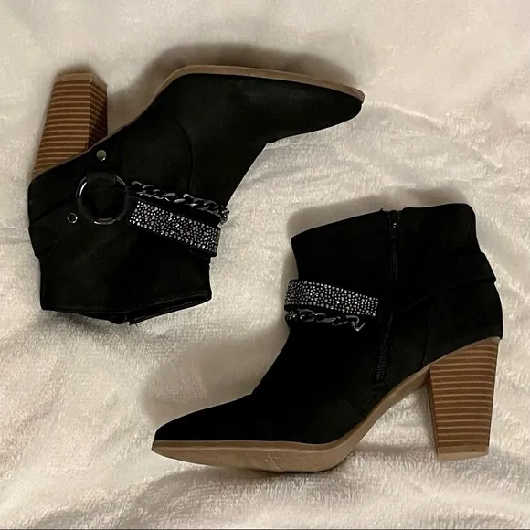 Like New Jennifer Lopez Heeled Boots Size 10M