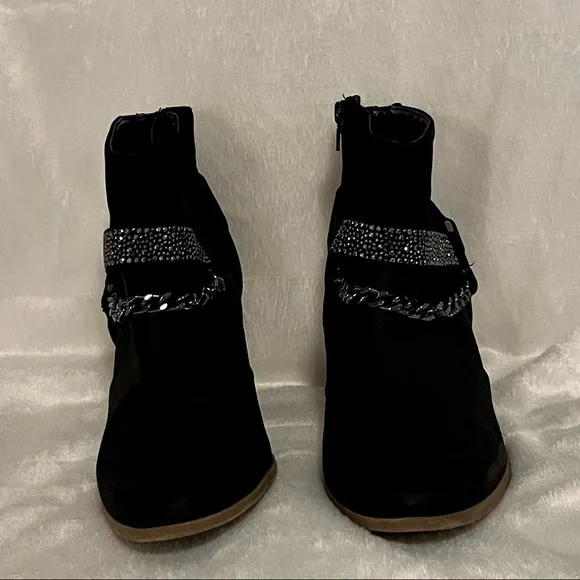 Like New Jennifer Lopez Heeled Boots Size 10M