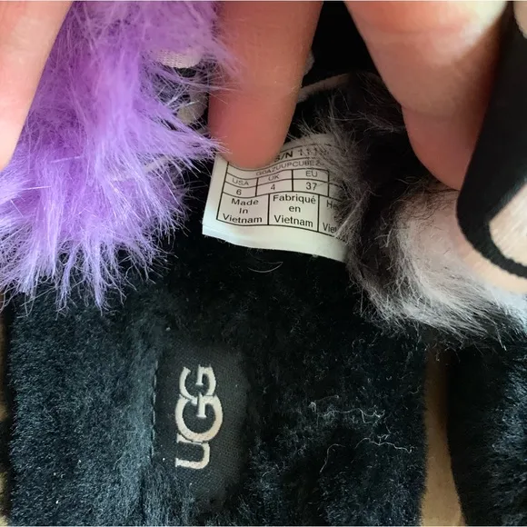 Like New UGG FLUFF OH YEAH TIE DYE SLIDE MOCCASIN SANDALS US 6 / EU 37 / UK 4