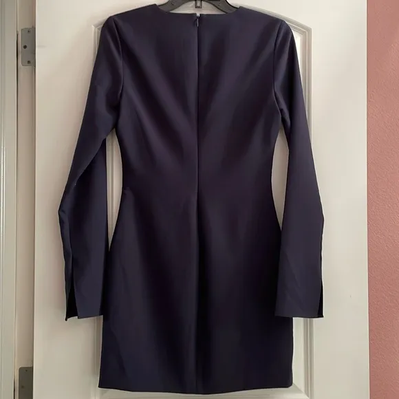 LIKELY Manhattan Long Sleeve Navy Sheath Mini Dress size 6 Minimalist Elegant