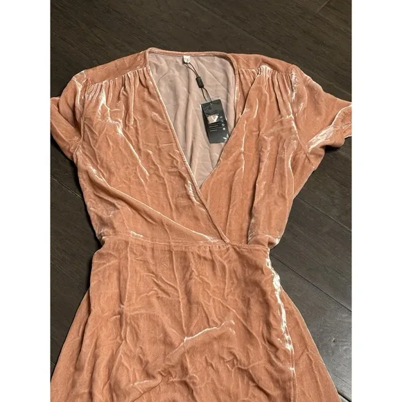 lilysilk velvet wrap dress Peach Luxury Asymmetrical Size XL Short Sleeve Draped