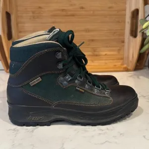 LL BEAN Cresta Air 8000 size  8 Gore-Tex Hiking Trail Boots Vibram Made Italy