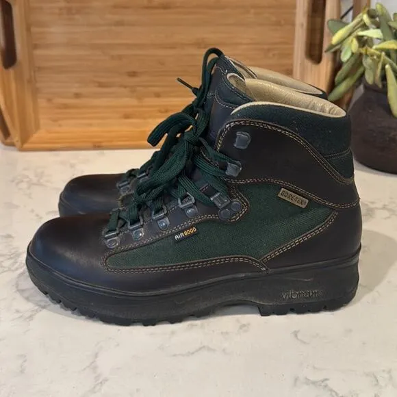 LL BEAN Cresta Air 8000 size  8 Gore-Tex Hiking Trail Boots Vibram Made Italy