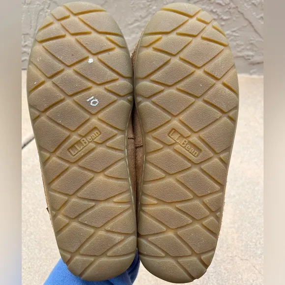 L.L. Bean Kids Wicked Good Mocs Slippers Hard Bottom Lamb’s Fur Sz 4 Girl Boy