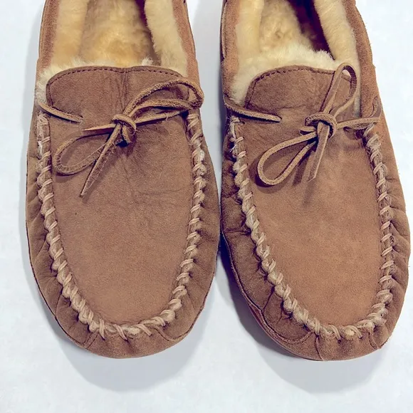 LL Bean Wicked Good Moccasins Men’s 12 Wide Australian Fur ⭐️ Best Slippers!