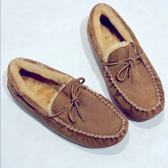 LL Bean Wicked Good Moccasins Men’s 12 Wide Australian Fur ⭐️ Best Slippers!