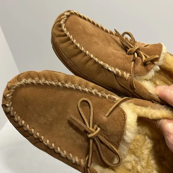 LL Bean Wicked Good Moccasins Men’s 12 Wide Australian Fur ⭐️ Best Slippers!