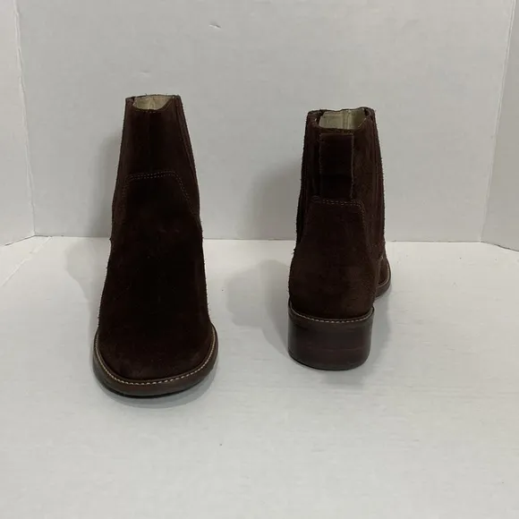 L.L.Bean || Brown Suede Women's Ankle Boots Size 6
