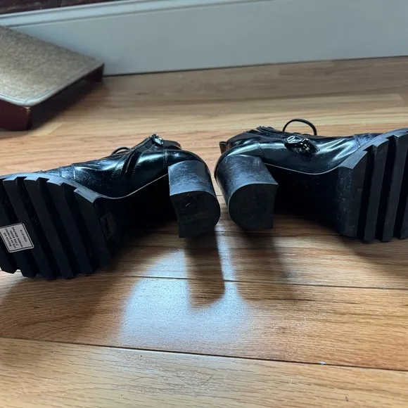 Louis Vuitton Star Trail Ankle Boots