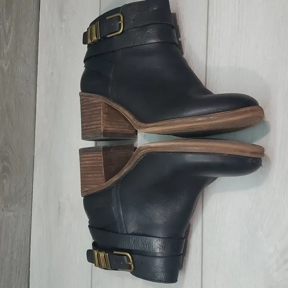 Lucky Brand Womens Raisa Ankle Leather Block Heels Moto Boots shoes sz 9M