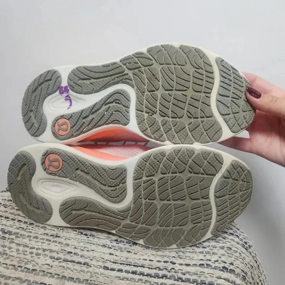 Lululemon Blissfeel Running Shoes Womens Pink Orange Size 7.5