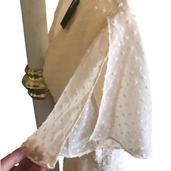 Lulu’s NWT Cream long dress SZ L fairy beach wedding Quiet luxury rich girl NEW