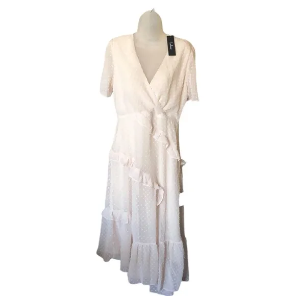 Lulu’s NWT Cream long dress SZ L fairy beach wedding Quiet luxury rich girl NEW