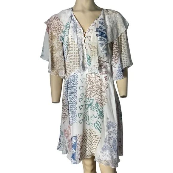 Luxury Chloe Flowy Silk Mini Dress from the SS18 Resort Collection Size 36