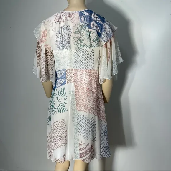 Luxury Chloe Flowy Silk Mini Dress from the SS18 Resort Collection Size 36