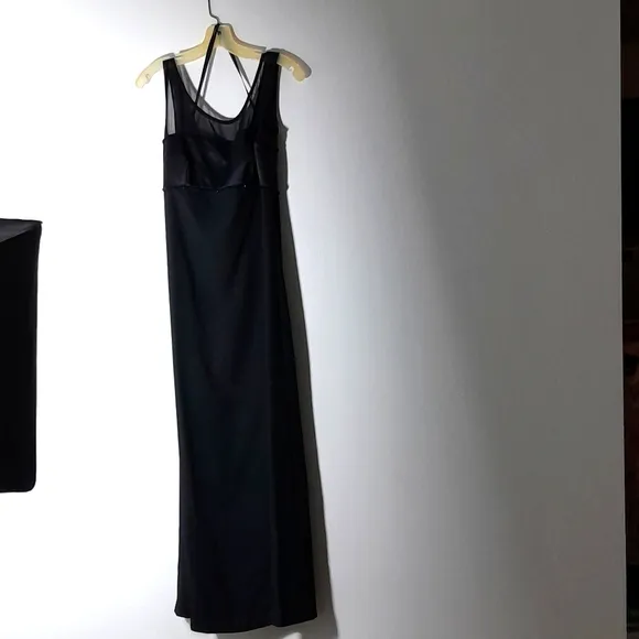 LUXURY LIZ CLAIBORNE BLACK DRESS