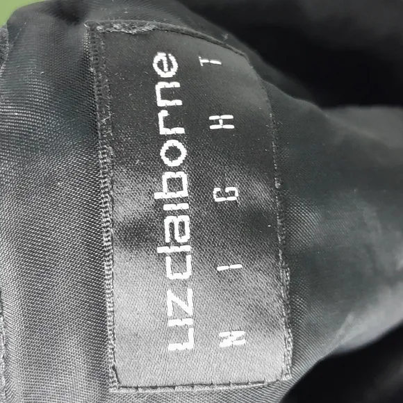 LUXURY LIZ CLAIBORNE BLACK DRESS