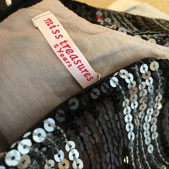 Luxury MISS TREASURES dress size 5 Sparkly sequins