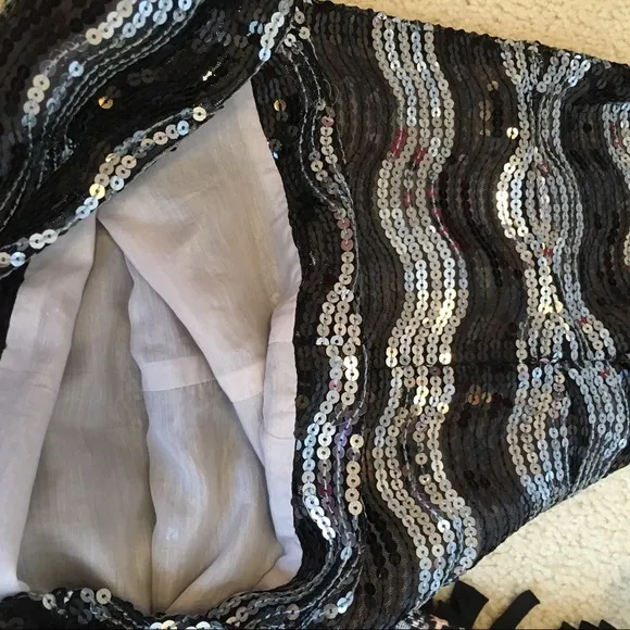 Luxury MISS TREASURES dress size 5 Sparkly sequins