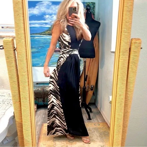 Luz, Luxury Clothier, Made in Mexico, Absolute Gorgeous, High Side Slits, Unique