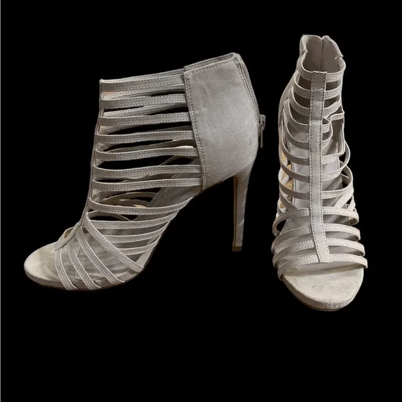 Madden Girl taupe nude tan beige cage strappy heels sz 6 perfect for holiday
