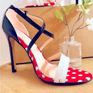 MADISON ~ ShoeDazzle Women’s Black and Red Polka Dot Women's Heels size 10