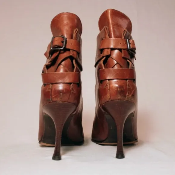 Manolo Blahnik Light Brown Ankle Boots