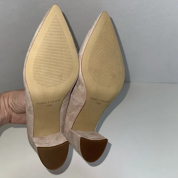 MARC FISHER Caitlin Suede Pumps Tan