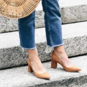 MARC FISHER Caitlin Suede Pumps Tan