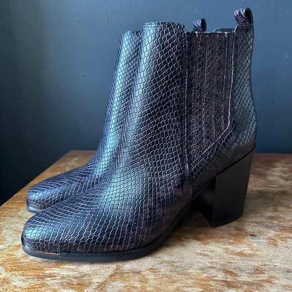 Marc Fisher Taline Leather Ankle Snakeskin Print Boots Size 8.5