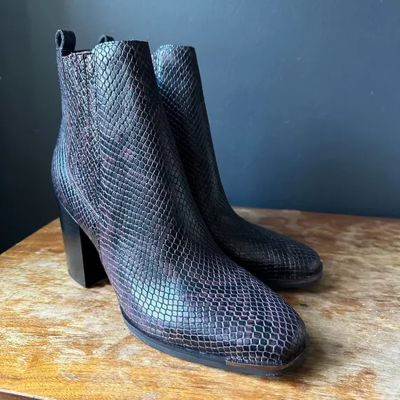 Marc Fisher Taline Leather Ankle Snakeskin Print Boots Size 8.5
