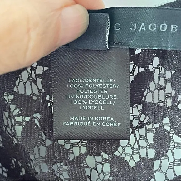 Marc Jacobs Dahlia Luxury Lace Overlay Sleeveless Cocktail Dress Black and Cream