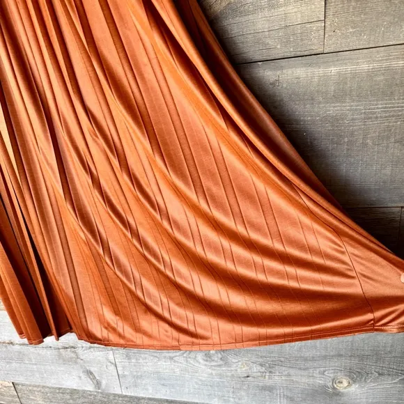 Max Mara Pleated Sleeveless Dress Copper Flowy Feminine Goddess Minimalist M