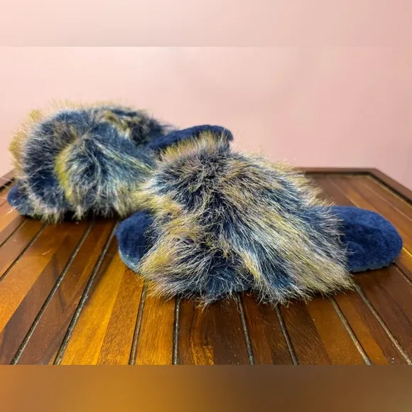 Mayberry Sheepskin Fur Slide Slippers by EMU