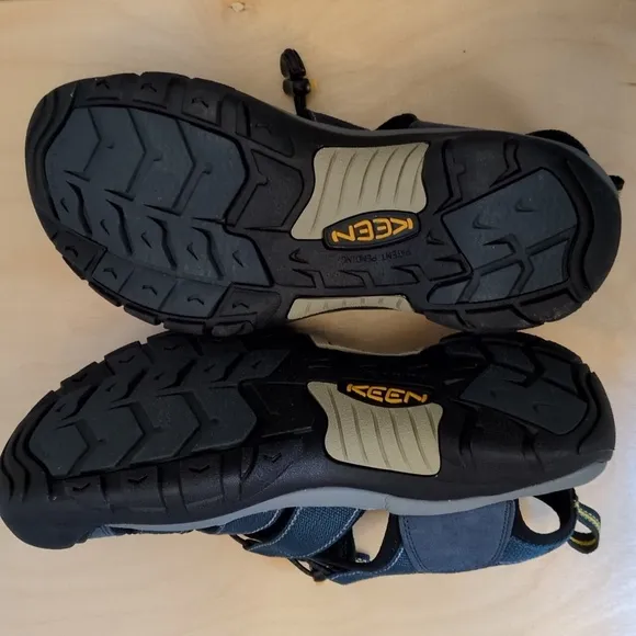 Men's 12 Keen Sandals Newport Closed Toe Waterproof Outdoor Hiking Shoes Water