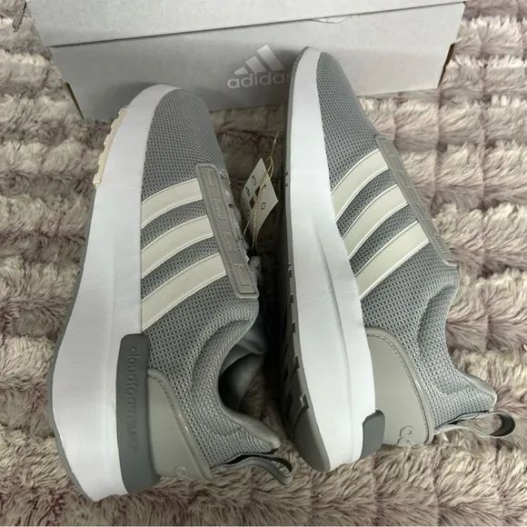 Men's Adidas Racer TR SneakersSize 8.5