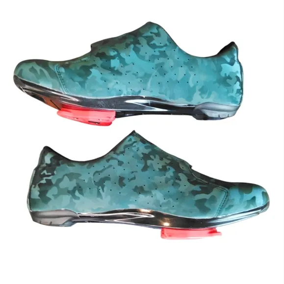 Men's Camo Cycling Shoes sz 12 (46)