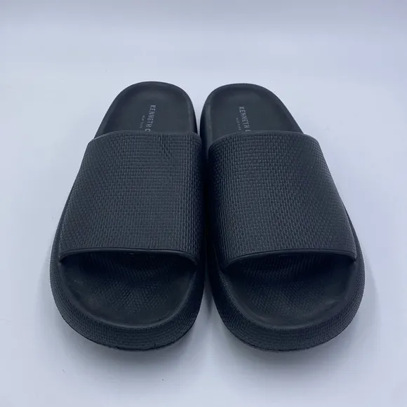 Mens Kenneth Cole black slide on shoes slides slippers sandals nwt 11