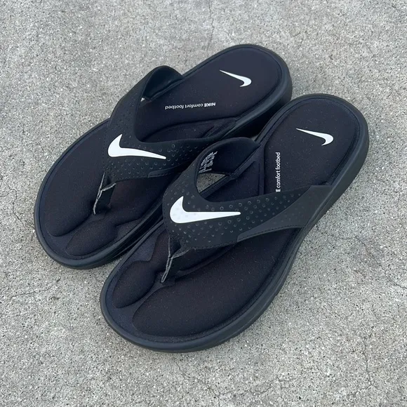 MENS NIKE ULTRAS COMFORTSTHONGS TRIPLE BLACKS WHITES FOOTBEDS