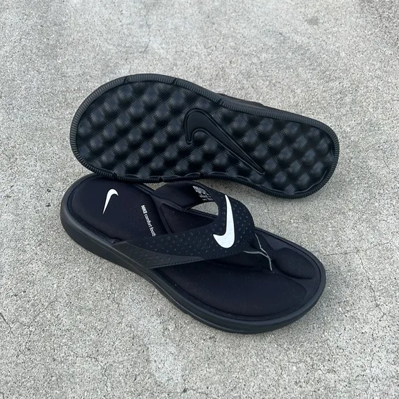 MENS NIKE ULTRAS COMFORTSTHONGS TRIPLE BLACKS WHITES FOOTBEDS
