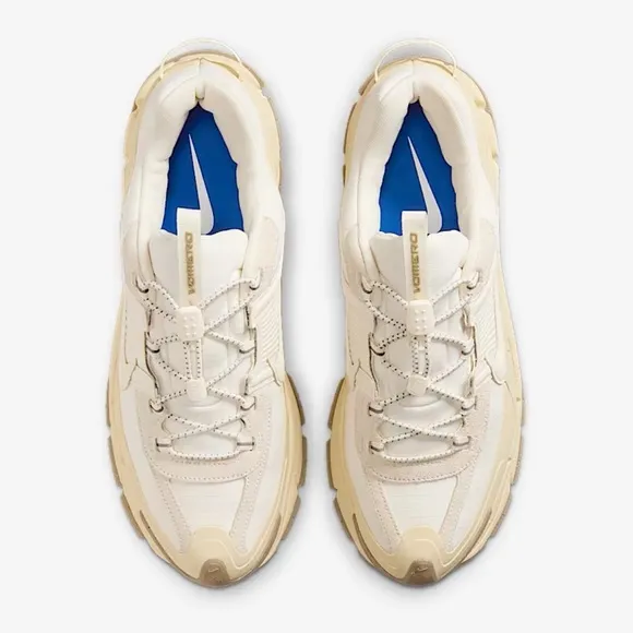 Mens- Sz. 10.5 Nike Air Zoom Vomero Roam WINTERIZED ColorPale Ivory/Light Khaki