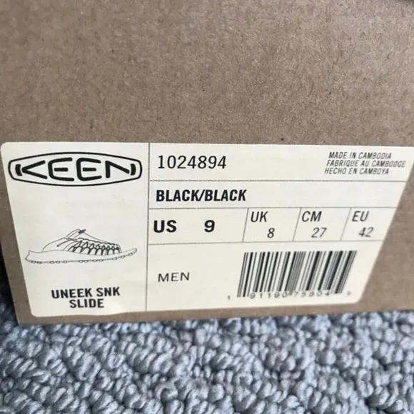 Men's / Unisex KEEN UNEEK SNK Slide On Slippers In Black/Black