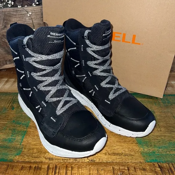 Merrell Bravada 2 Thermo Boot. Black/white. Size 9. NWT NIB